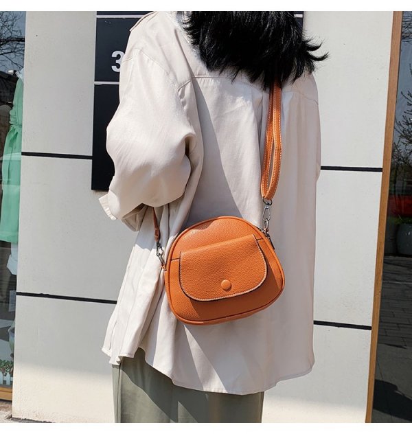 PU shoulder bag retro messenger bag