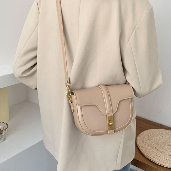 Retro shoulder bag